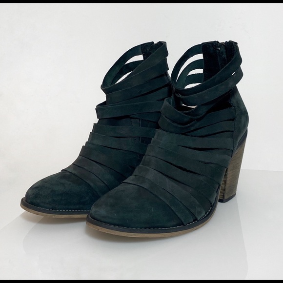 Free People Strappy Leather Boots, Size 38, EUC - Picture 8 of 8